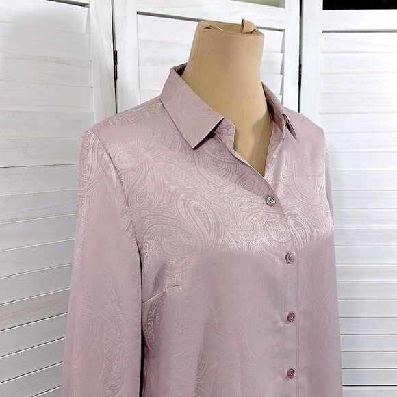 Chico’s Shirt Tunic Size 1 (8) Pink Long Sleeve Silky Paisley - Picture 5 of 13